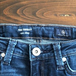 Girl’s size 8 AG “The Twiggy” super skinny jeans